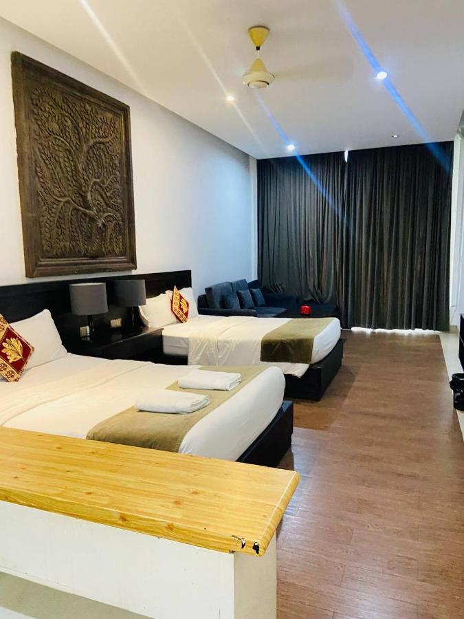 Blue Crystal Boutique Hotel 프놈펜 외부 사진