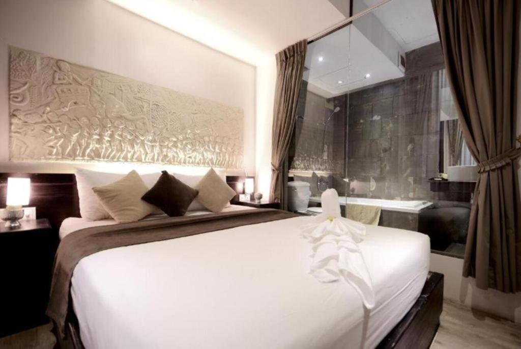 Blue Crystal Boutique Hotel 프놈펜 외부 사진