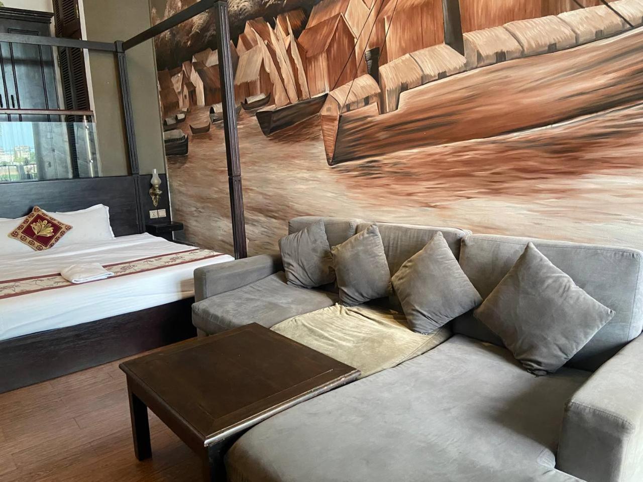 Blue Crystal Boutique Hotel 프놈펜 외부 사진
